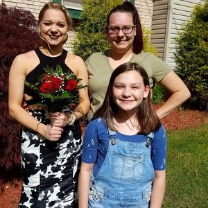 Meet your Posher, Lori